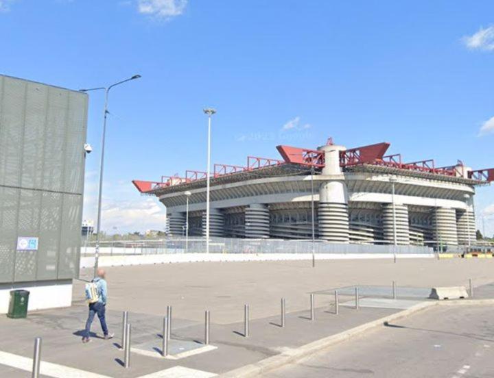 Camera Doppia A 700 Metri Dallo Stadio Cir 015146 Мілан Екстер'єр фото